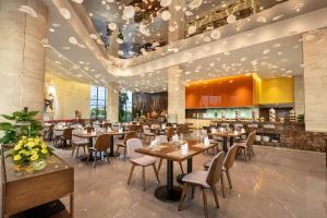 Un restaurant sau alt loc unde se poate mânca la DIC Star Hotels & Resorts Vinh Phuc