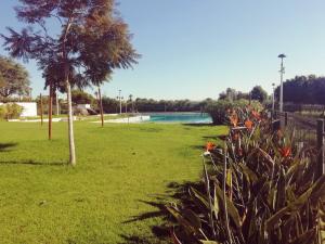 Bazén v ubytovaní Encantador ático con chimenea y piscina en Almería alebo v jeho blízkosti