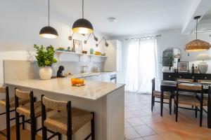 Kuchyň nebo kuchyňský kout v ubytování Apartman Luri
