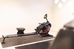 Das Fitnesscenter und/oder die Fitnesseinrichtungen in der Unterkunft TIDE Hotel