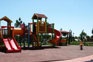 Therma Palace - All inclusive & Private Beach & Free Parking játszósarka