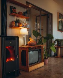 Kuchyň nebo kuchyňský kout v ubytování Kallithea INN