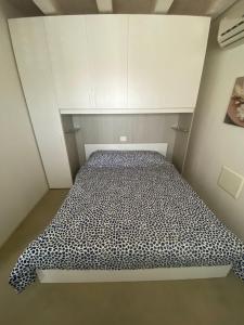 Una cama o camas en una habitación de CASA MARLU