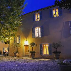 Gallery image of La Maison de Platane B&B in Fayence