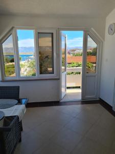 Balkón nebo terasa v ubytování Apartmani Ruzmarin