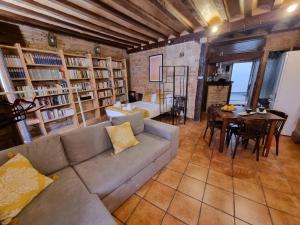Posedenie v ubytovaní El Rincon de Frida by Apartamentos Logrono