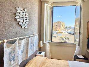 Posteľ alebo postele v izbe v ubytovaní Hotel Castello Miramare