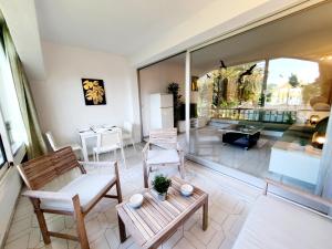 Kép Miraflores Town Studio szállásáról Sitio de Calahondában a galériában