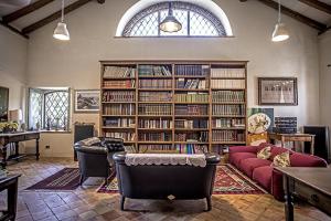 Gallery image of Relais de Charme - B&B Short Lets La Casa di Francesca in Sant’Agata Li Battiati 