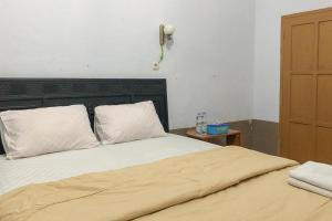 Gallery image of RedDoorz Syariah At Hotel Baruga Bonerate Selayar in Benteng +22 photos