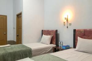 Gallery image of RedDoorz Syariah At Hotel Baruga Bonerate Selayar in Benteng