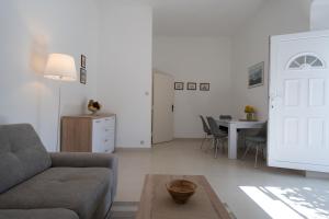 Posedenie v ubytovaní Seafront apartment Marina