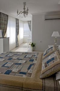 Gallery image of Lara Ilica Hotel in Cesme