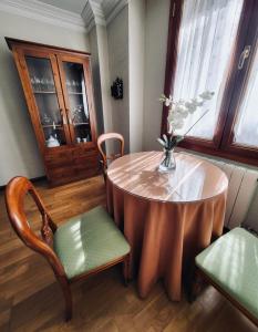 Posedenie v ubytovaní Chiqui Home