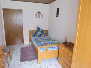 Ein Bett oder Betten in einem Zimmer der Unterkunft Apartment in Eifel near Nürburgring