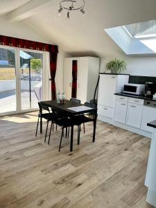 Kuchyň nebo kuchyňský kout v ubytování Ferienwohnung Stang