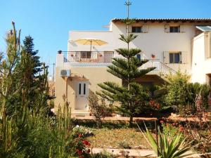 Gallery image of Casa Evriali Apartments in Kokkini Khanion
