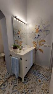 Bathroom sa Appartamento - Lì de Là tra i fiori