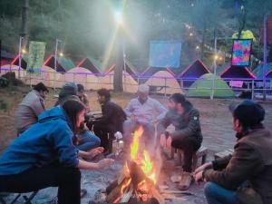Hosté ubytování Himtrek Riverside Camps, Kasol