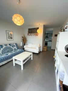 Η κουζίνα ή μικρή κουζίνα στο Apartamento Vela Blanca Moncofa REF. 055 +24 φωτογραφίες