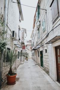 Fotografia z galérie ubytovania Luka's amber rooms in the center of Trogir v Trogiri