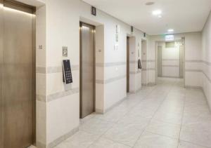 Foto sihtkohas Bat Yam asuva majutusasutuse O&O Group-Fresh 3BR APT 32 Floor Sea View Tower galeriist