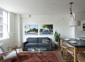 Posezení v ubytování ROOST Midtown