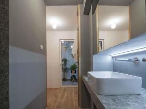 Koupelna v ubytování Bilbao Old Town I by Aston Rentals + 13 fotografií
