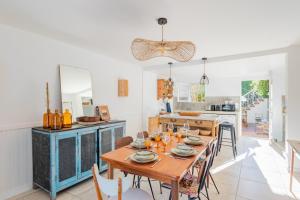 Dapur atau dapur kecil di Bleu Leonor