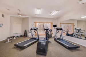 Fitness centrum a/nebo fitness zařízení v ubytování Maravilla