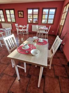 Restoran atau tempat makan lain di Valle la Fuente
