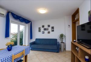 Гостиная зона в Apartments Mali Losinj (72)