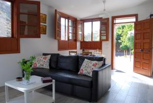 Posezení v ubytování Casa Dos Barrancos C - Un Dormitorio, Parque Rural de Anaga