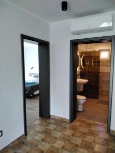 Vannituba majutusasutuses fonyodapartman +21 fotot