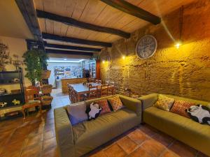 Posedenie v ubytovaní Albergue El Encanto