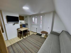 Kuchyň nebo kuchyňský kout v ubytování Apartment Velago