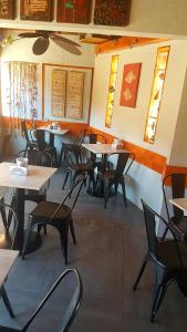 מסעדה או מקום אחר לאכול בו ב-Hoteles Pueblo de Tierra