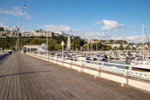 Imagen de la galería de The Caledonian Torbay Hotel, en Torquay