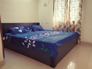 Ένα ή περισσότερα κρεβάτια σε δωμάτιο στο Chippy Apartments 3006B