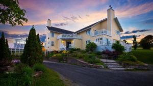 Zahrada ubytování Auberge West Brome