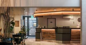 Kuhinja oz. manjša kuhinja v nastanitvi HOTEL ENGEL LIESTAL - Business & Lifestyle