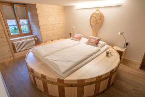 Postel nebo postele na pokoji v ubytování Hotel Wasserfall