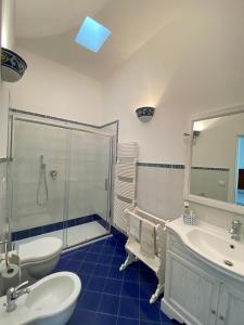 Phòng tắm tại Al Corso Charming Rooms