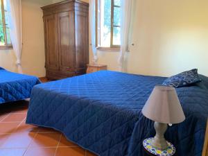 Un ou plusieurs lits dans un hébergement de l'établissement One bedroom appartement with shared pool furnished terrace and wifi at Montecarlo