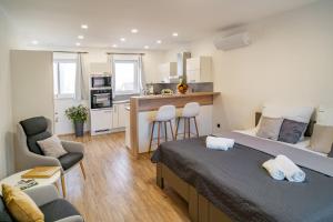 Kuchyň nebo kuchyňský kout v ubytování Hotel Smrž