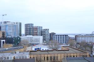 Pemandangan umum Woolwich atau pemandangan kota yang diambil dari apartemen