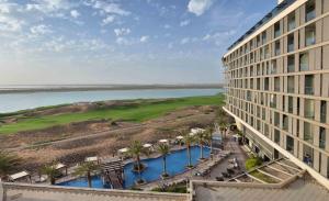 Radisson Blu Hotel, Abu Dhabi Yas Island