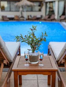 Bazén v ubytování Mati Hotel nebo v jeho okolí