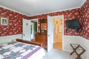 Gallery image of Abacot Hall Bed & Breakfast in Niagara on the Lake