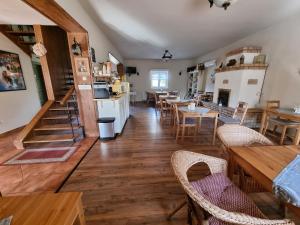 Kuchyň nebo kuchyňský kout v ubytování BB Boutique Hotel